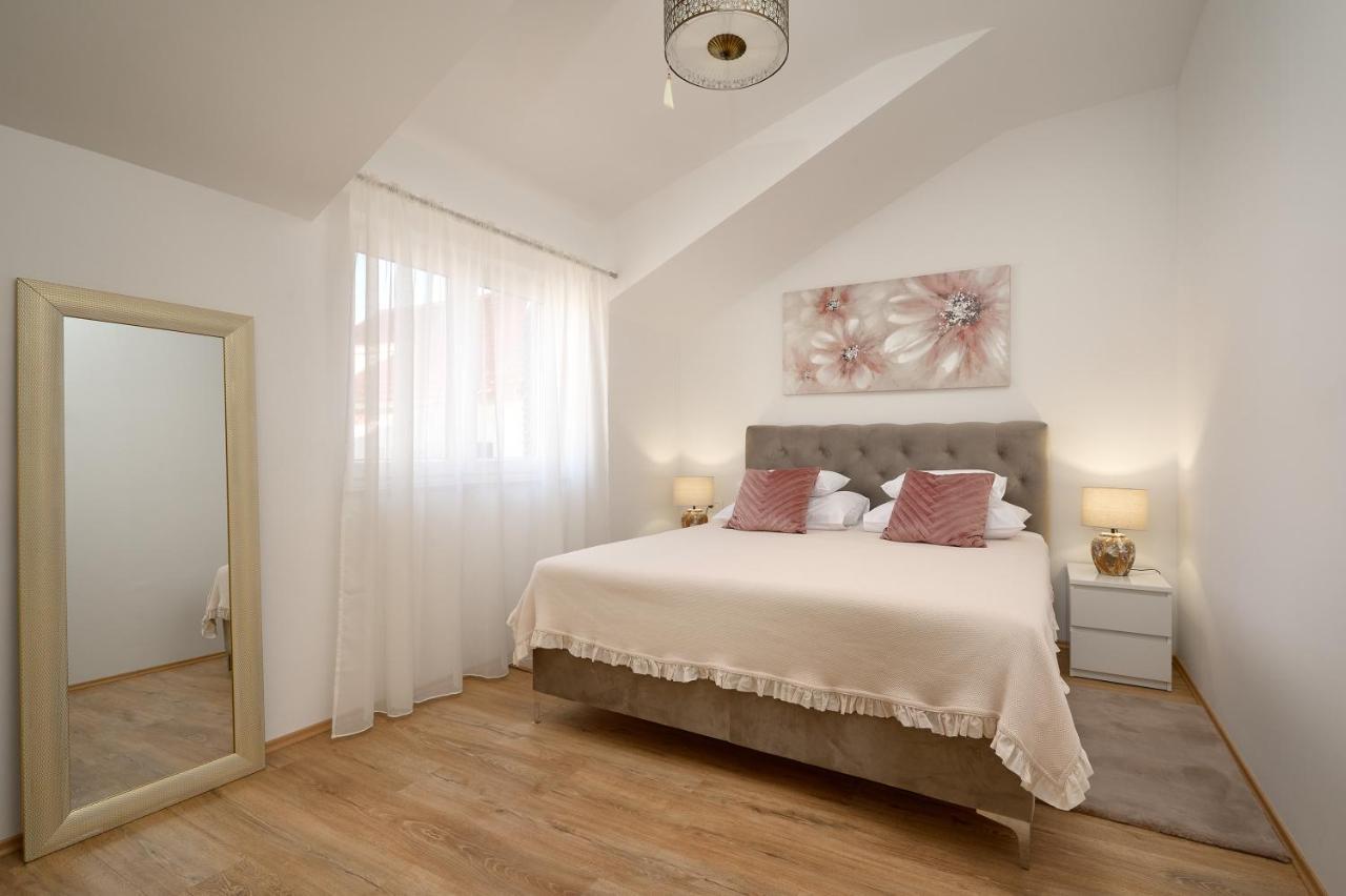 Zora Residence Kaštela Buitenkant foto